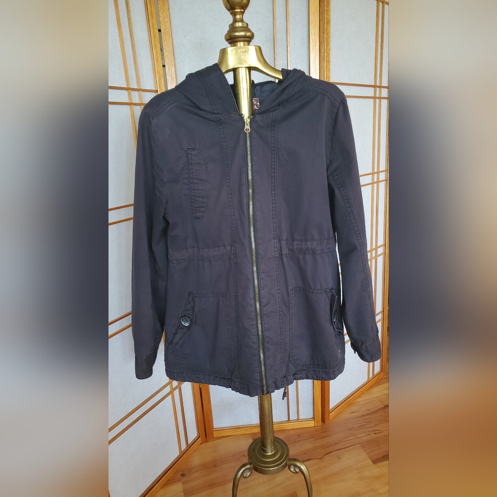 Bundle 5/$25 Size L Element Spring/Fall Jacket - Picture 3 of 6